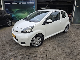 Toyota Aygo 1.0-12V Comfort | AUTOMAAT | 1E EIGENAAR | 12MND GARANTIE | ELEC RAMEN | NW APK