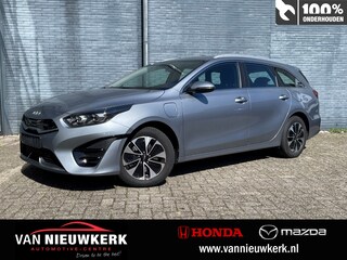 Kia Ceed 1.6 GDI Plug-in Hybrid 141pk Automaat DynamicLine | Stuur&Stoel Verwarming | All Seasonbanden | Carplay & Navi | Keyless Entry | Dealeronderhouden |