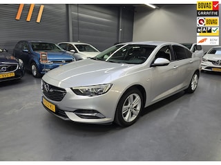 Opel Insignia Grand Sport 1.5 Turbo Business Executive LEDER CAMERA CARPLAY ACC NAP NL AUTO