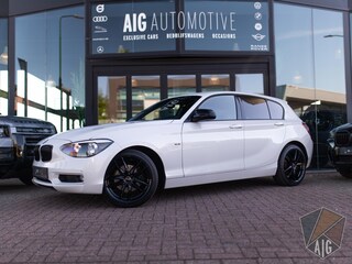 BMW 118i | Urban | Stoelverw. | Bluetooth | PDC