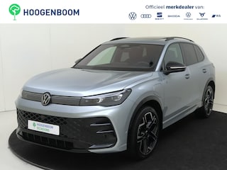 Volkswagen Tiguan 1.5 eHybrid R-Line Edition | SoH 100% | Panoramadak | Trekhaak | Lederen bekleding | Head-up display | Black style | Harman/kardon audio | 360 camera | Dodehoek detectie |