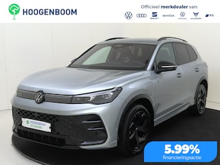 Volkswagen Tiguan 1.5 eHybrid R-Line Edition | SoH 100% | Trekhaak | Head-up display | Black style | 360 camera | Parkeerassistent | Stoel- en stuurwielverwarming | Dodehoek detectie | Keyless |