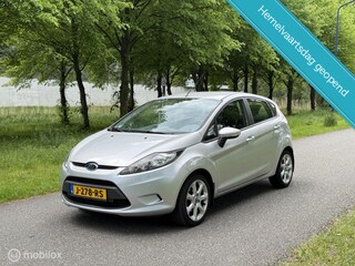 Ford Fiesta 1.4 Ghia*AUTOMAAT*DISTRIBUTIE VERV.*AIRCO