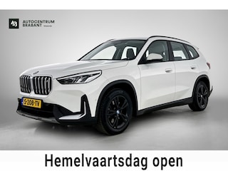 BMW iX1 XDrive30 Launch Edition 67 kWh(NL-auto, 1e Eig, Dealer OnderH, Navi, Leder, Climate Con, Etc)