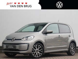 Volkswagen Up | Stoelverwarming | Achteruitrijcamera | Cruise Control | Verwarmbare voorruit | DAB Ontvanger |