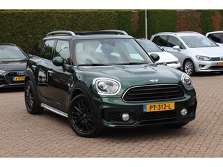 Mini Countryman 1.5 Cooper Chili / Panoramadak / Camera / Head-up / Leder / Keyless / 18'' / Harman Kardon / Navi. Proff / Stoelverwarming / DAB / Cruise Control
