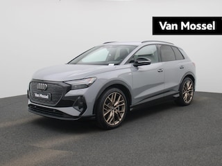 Audi Q4 45 quattro Edition 82 kWh l Achteruitrijcamera l Climate control l Navigatie l Character sound l Smartphone interface l Privacy glas l Trekhaak l Stoelverwarming l Optiekpakket zwart plus l Parkeersensoren l Audi sound system l