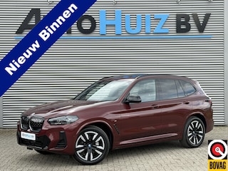 BMW iX3 High Executive 80 kWh M Sport Panoramadak ACC Leder Keyless Entry Carplay Achteruitrijcamera BMW Live Dashboard Professional Stuurwielverwarming
