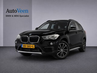BMW X1 SDrive18i Centennial High Executive (STOELVERWARMING, CRUISE, NAVI, PARKEERSENSOREN)