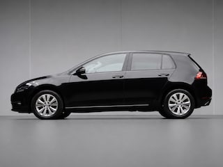 Volkswagen Golf 1.0 TSI Comfortline Sport (APPLE CARPLAY,GROOT NAVI,PDC,CLIMATE,ADAPTIVE CRUISE,GETINT,LED,SPORTSTOELEN,LM VELGEN)