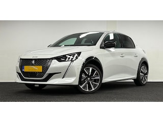 Peugeot 208 1.2 PureTech GT Pack*Trekhaak*DigitalDisplay*Navi*Camera*Cruiscontrol*