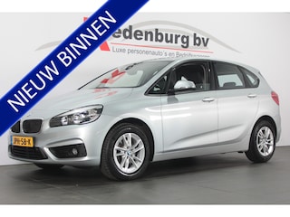 BMW 2-serie Tourer 220i Luxury - Automaat - Navi / Camera / Bluetooth