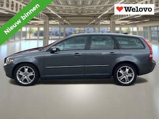 Volvo V50 2.4 Edition II Sport Trekhaak,PDC,Automaat,netjes onderhouden..