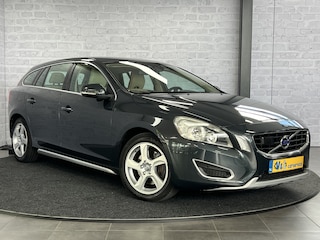 Volvo V60 2.0T Momentum Navi Trekhaak Leder BLIS