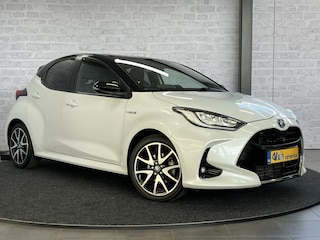 Toyota Yaris 1.5 Hybrid Executive HUD ACC Keyless