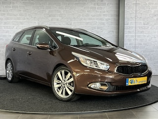 Kia Ceed cee'd Sportswagon 1.6 GDI Super Pack Premium Navigatie Camera Stoel Stuurverwarming