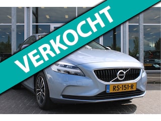 Volvo V40 T2 123PK Nordic+ | Org. NL | Standkachel | PDC Achter | Verw. Voorstoelen | Climate Control | Trekhaak |