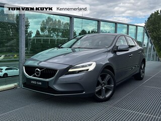 Volvo V40 2.0 T3 Nordic+ Climate control, Cruise control, Verwarmde stoelen voor, Parkeerverwarming, Full Led verlichting, Volvo On Call,