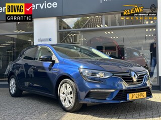 Renault Mégane IV TCe 140 EDC Limited | All seasonbanden | Parkeersensoren achter | Navigatiesysteem | Automaat | Goed onderhouden |