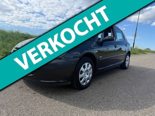 Peugeot 307 1.6-16V Navtech navi cruise distributie airco apk garantie !