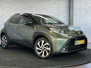 Toyota Aygo 1.0 VVT-i MT Pulse Carplay Stoelverwarming ACC Keyless Bi-Tone