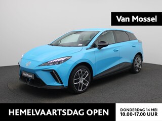 MG 4 64 kWh Luxury | Rondom Camera | Stoelverwarming | Cruise Control | Apple Carplay/Android Auto |