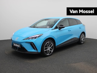 MG 4 64 kWh Luxury | Rondom Camera | Stoelverwarming | Cruise Control | Apple Carplay/Android Auto |