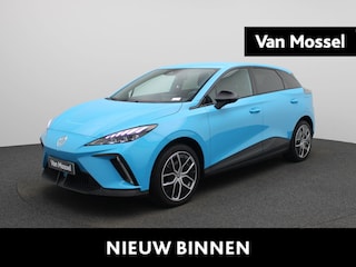 MG 4 64 kWh Luxury | Rondom Camera | Stoelverwarming | Cruise Control | Apple Carplay/Android Auto |