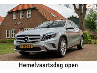 Mercedes-Benz GLA 200 Ambition Aut. | Panoramadak | Xenon | Orig. NL | Historie | 19 Inch Lichtmetaal | Navigatie | NAP |
