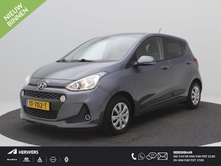 Hyundai i10 1.0i i-Premium / 1e Eigenaar / Navigatie / Cruise Control / Android Auto/Apple CarPlay / Origineel Nederlands / Lichtmetalen Velgen / Privacy Glass / Winterbandenset / Stoelverwarming voor / Airco Climate Control /