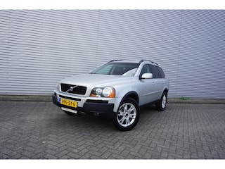 Volvo XC90 2.5 T5 Limited Ed. GRIJS KENTEKEN! - Airco / Navi / Cruise / Camera / Leder / Stoelverw. / Lm velgen /