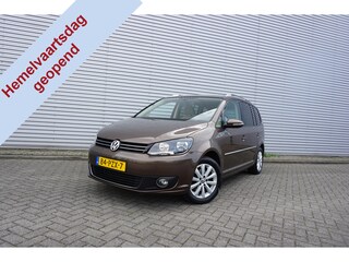 Volkswagen Touran 1.2 TSI Highline BlueMotion Airco / Navi / Cruise / Elektr. ramen / Trekhaak / Lm velgen / NAP