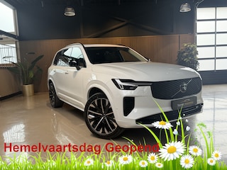 Volvo XC90 2.0 T8 Plug-in hybrid AWD Ultra Dark 7 Pers uitv. MY 26, Panoramadak, Elec. Trekhaak, Luchtvering, Bowers & Wilkens, Stoelverwarming en stuurwielverwarming met massagestoelen