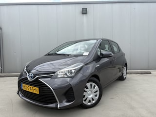 Toyota Yaris 1.5 Hybrid Aspiration Automaat | Cruise Control | Achteruitrijcamera | Climate Control |