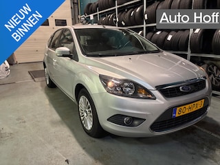 Ford Focus 1.6 Titanium | Navi | Autom. Airco | Cruise Control | LMV | Elekt. Ramen | Trekhaak | Nieuwe APK!
