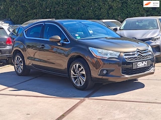 Citroën DS4 1.6 VTi So Chic | LEDER | MASSAGE | DODEHOEK | PDC V+A | BT/USB | CLIMA | 17" LM | NAP