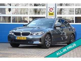 BMW 320i High Executive