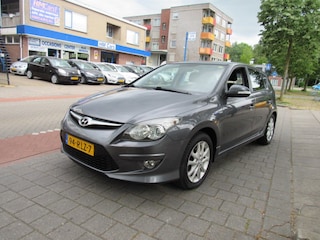 Hyundai i30 1.6i CVVT 126pk blue i-Motion