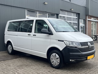 Volkswagen Transporter Kombi 2.0 TDI L2H1 9-Persoons Airco Cruise control Parkeersensoren achter Telefoonverbinding Euro 6 Ideaal voor camperombouw Groeps vervoer Taxi Combi Tourer Passenger