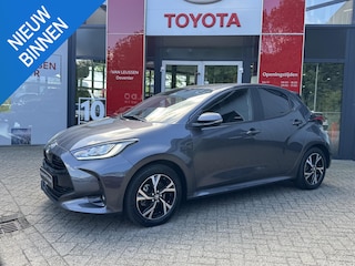 Toyota Yaris 1.5 Hybrid 115 Dynamic BLIND SPOT STOEL/STUUR VERWARMING PARKEER SENSOREN VOOR + ACHTER