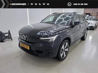 Volvo XC40 Recharge Plus 70 kWh | Adaptieve Cruise Control | Trekhaak | Warmtepomp | Stoel en Stuurverwarming | Nubuck Interieur | Donker Glas |