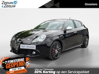 Alfa Romeo Giulietta 1.4 T Exclusive | 18"LM velgen | Climate Control | Cruise Control | Navigatie