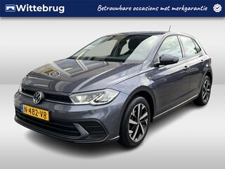 Volkswagen Polo 1.0 TSI Life / PARK. SENSOREN V&A/ AIRCO/ NAVI/ DIGITAL DASH/ CRUISE/ 16" LMV