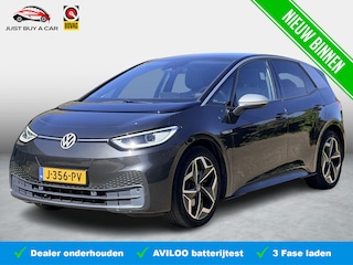 Volkswagen ID.3 First Plus 58 kWh SOH 93,4% / Stoelverwarming / Matrix-LED / 1e Eigenaar / NL auto / Dealeronderhouden /