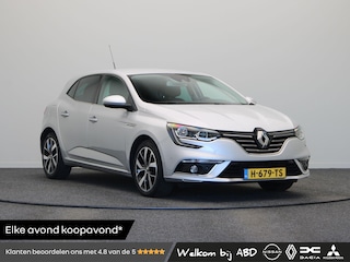 Renault Mégane 1.3 TCe Bose | Cruise control | Stoelverwarming | Achteruitrijcamera | Climate control | Apple carplay / Android auto |