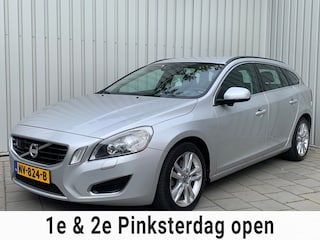 Volvo V60 1.6 D2 Summum|Automaat|Navigatie|Climate Control|