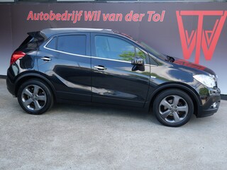 Opel Mokka 1.4T COSMO | AUTOMAAT | DAK | LEER | TREKHAAK | NAVIGATIE | APK 02-2027!!