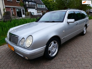 Mercedes-Benz E-klasse Combi 240 6-Cilinder 170pk Youngtimer Aut. Clima Leder