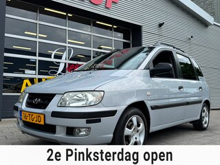 Hyundai Matrix 1.6i Dynamic - Airco I Sport velgen I PDC I Comfort pakket I Dakrail I APK 2027