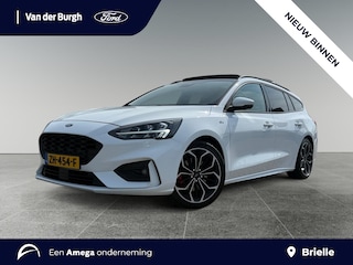 Ford Focus Wagon 1.5 EcoBoost ST Line Business Panoramadak - Winter Pack - Parkeersensoren - Cruise Control
